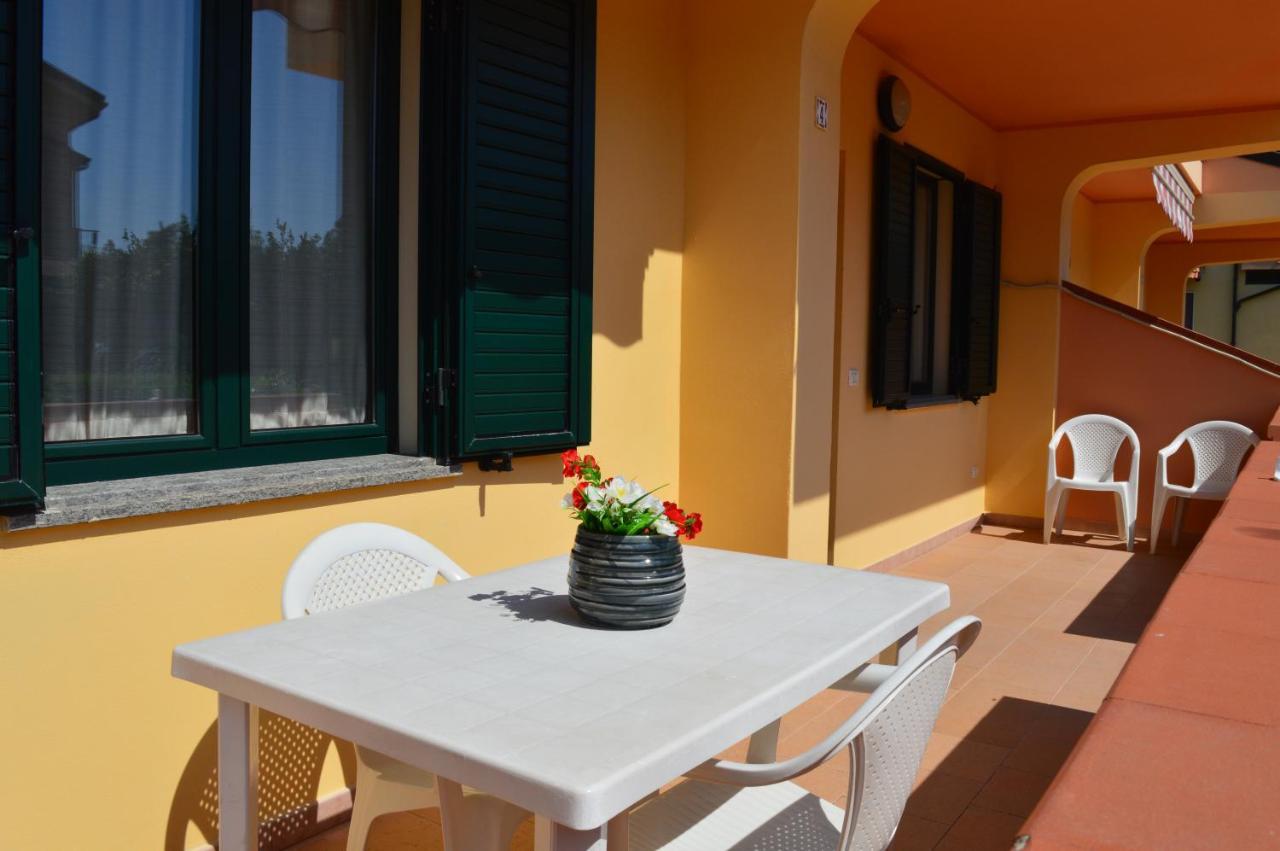 Le Zagare Case Vacanza Cropani Exterior photo